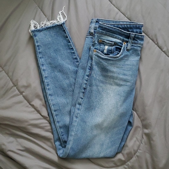 STS blue Ellie skinny pocket distressed jean - Picture 2 of 5
